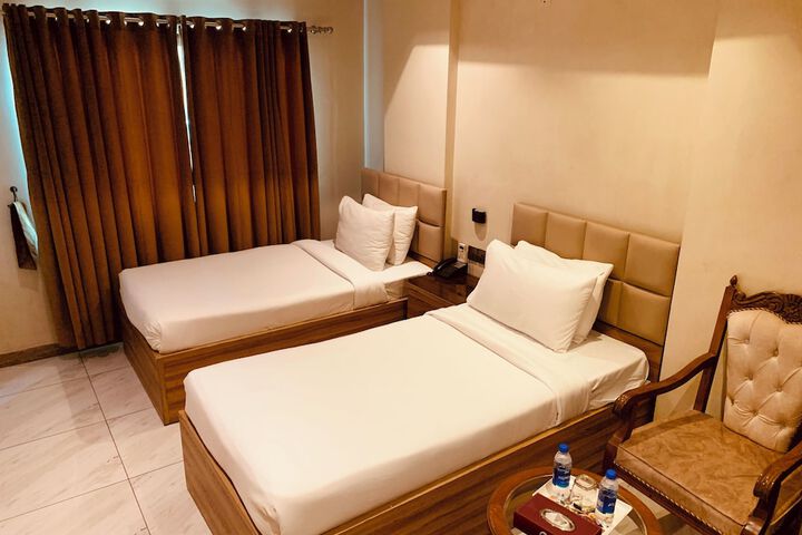 Room 14 of 53