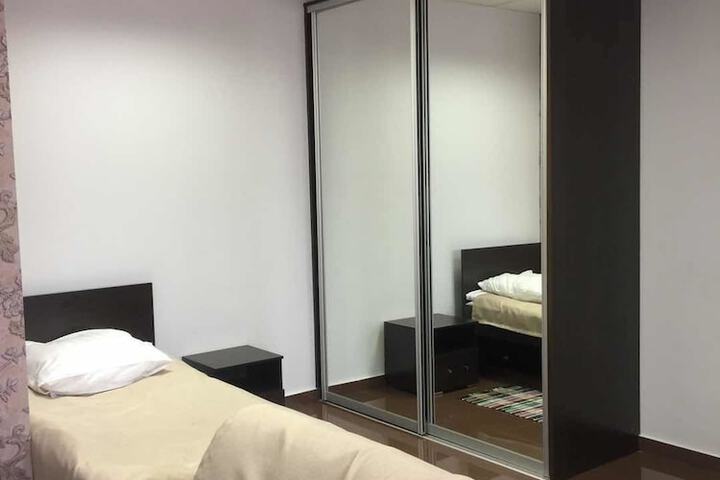 Room 7 of 26