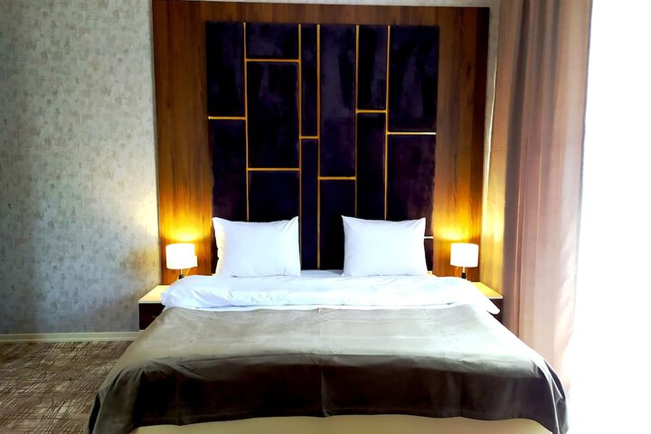 Room 16 of 59