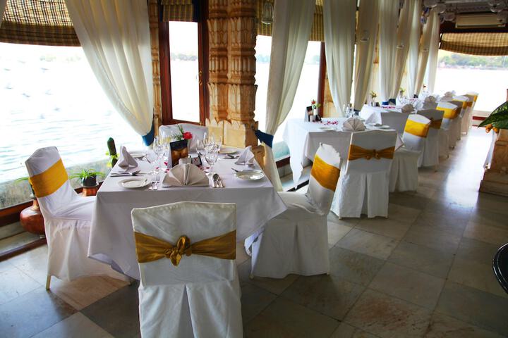 Dining Photos