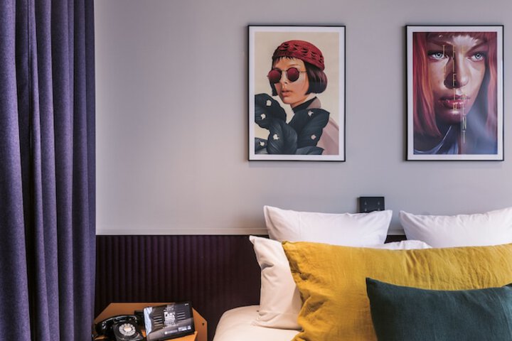 Room 8 of 40
