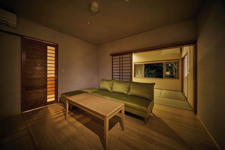 Room 18 of 79