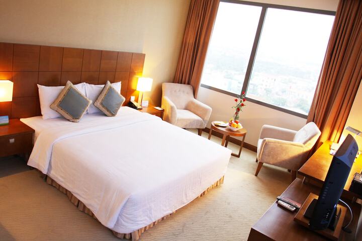 Room 14 of 181