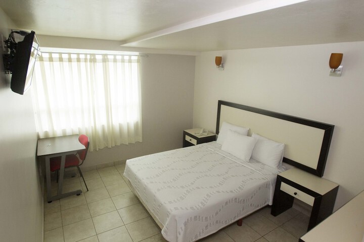 Room 37 of 78