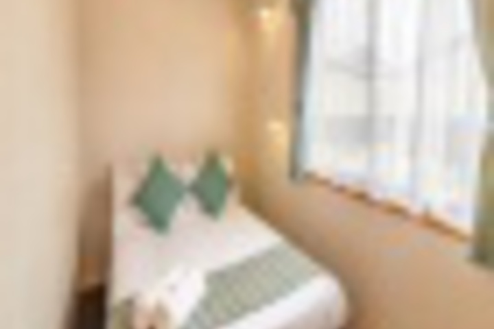 Room 482 of 611