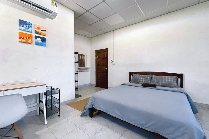 Room 36 of 64