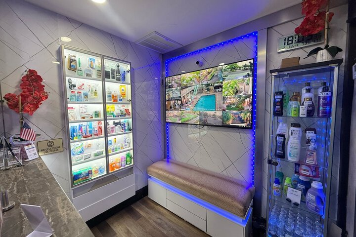 Hotel Interior 4 of 61