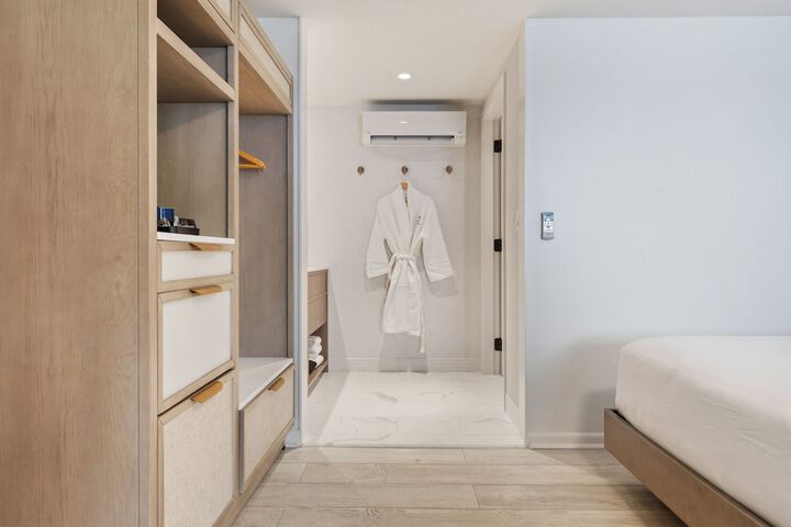 Room 14 of 45