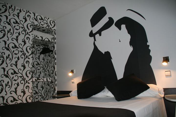 Room 14 of 60