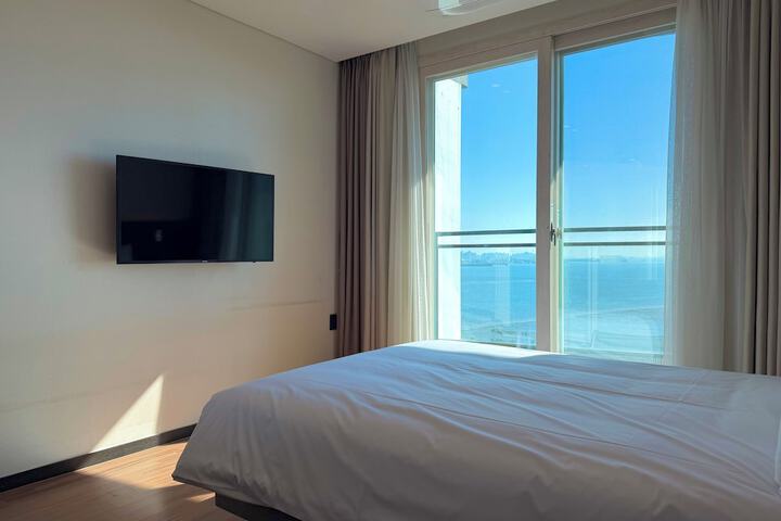 Room 19 of 46