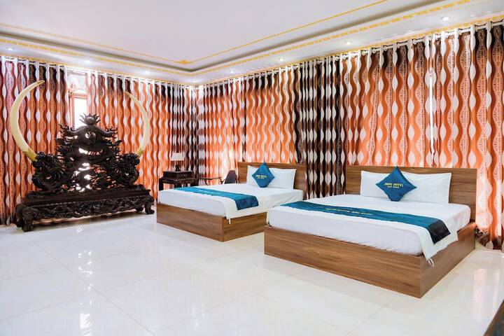 Room 15 of 42