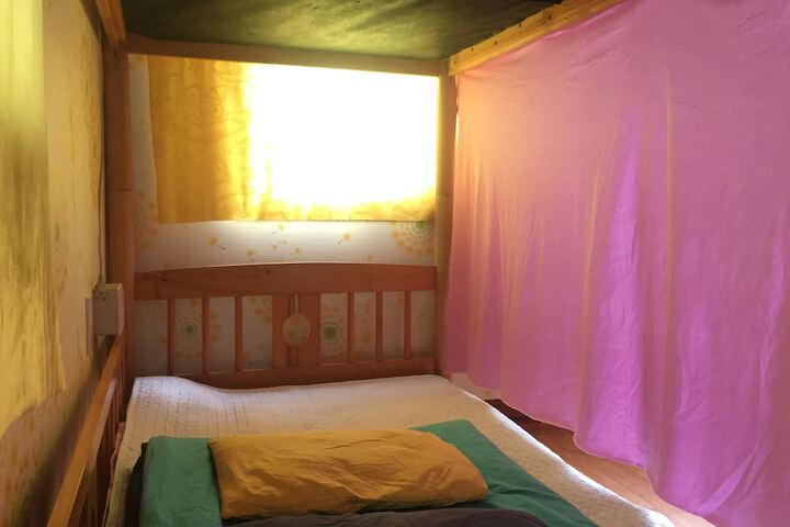 Room 12 of 45