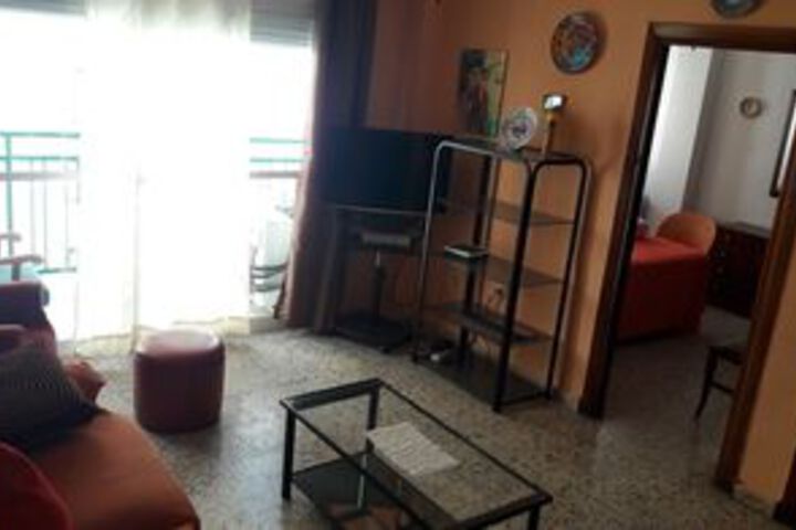 Room 27 of 33