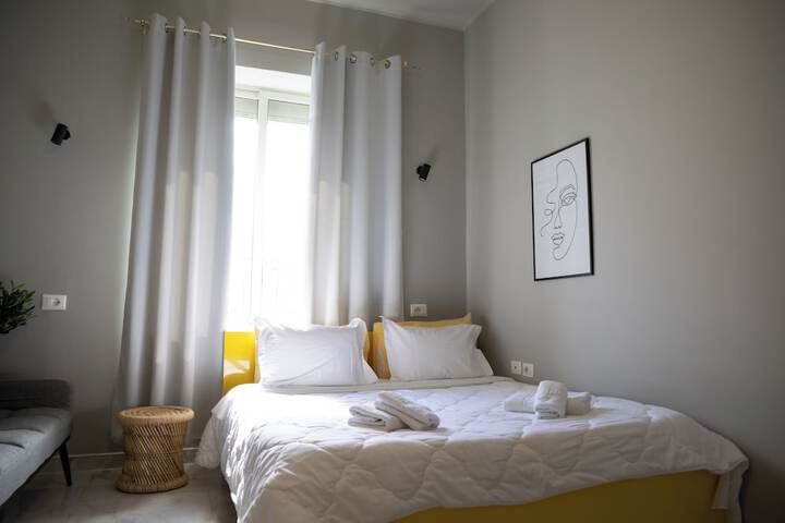 Room 25 of 90