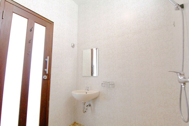 Room 41 of 66