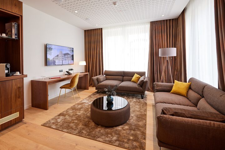 Room 17 of 50