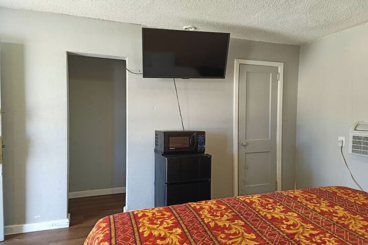 Room 7 of 29
