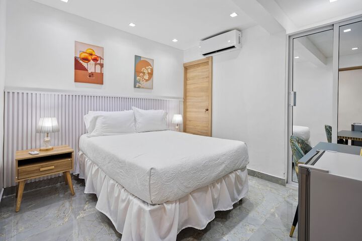 Room 14 of 62