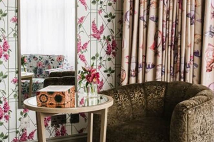 Room 23 of 63