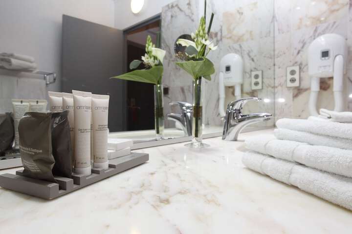 Bath Photo