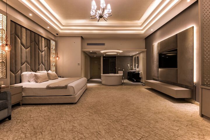 Room 41 of 120