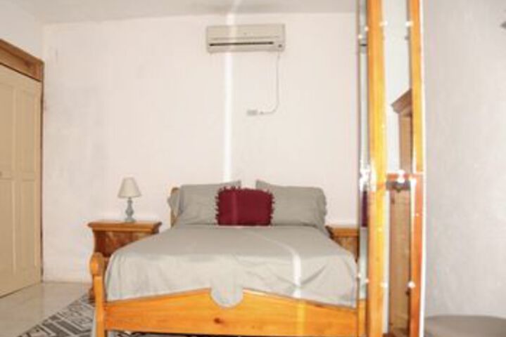 Room 34 of 52