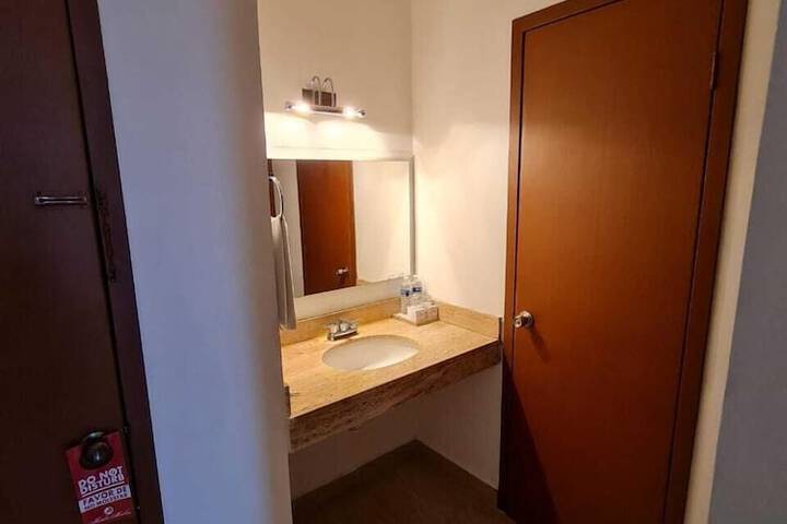 Room 30 of 36