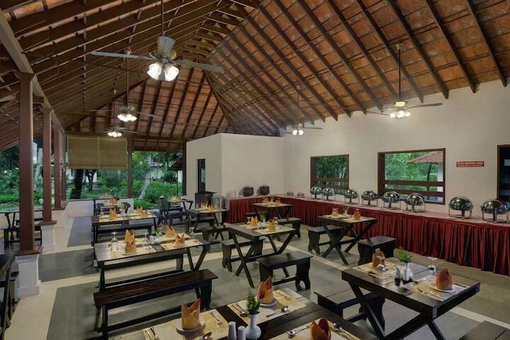 Dining Photos