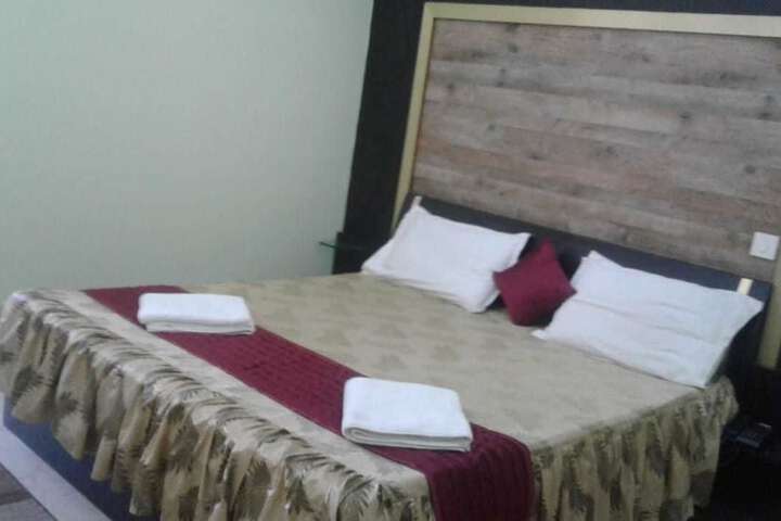 Room 17 of 63