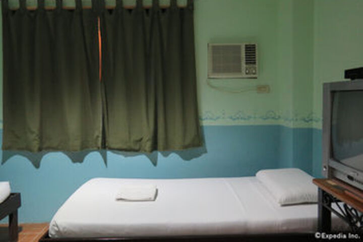 Room 36 of 74