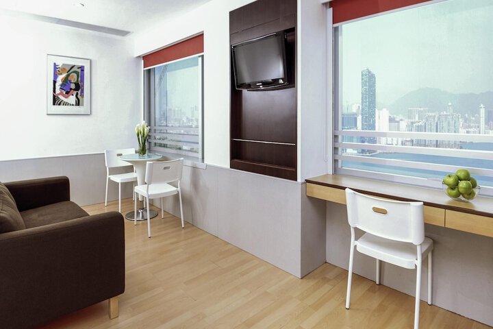 Room 28 of 81