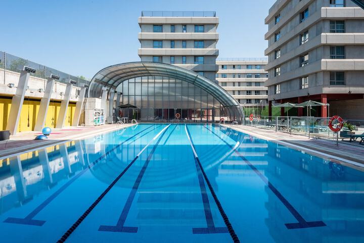 Pools & Facilities