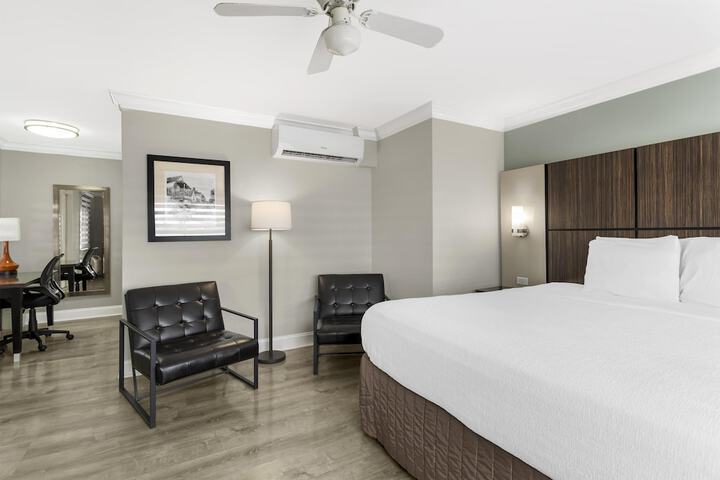 Room 20 of 37