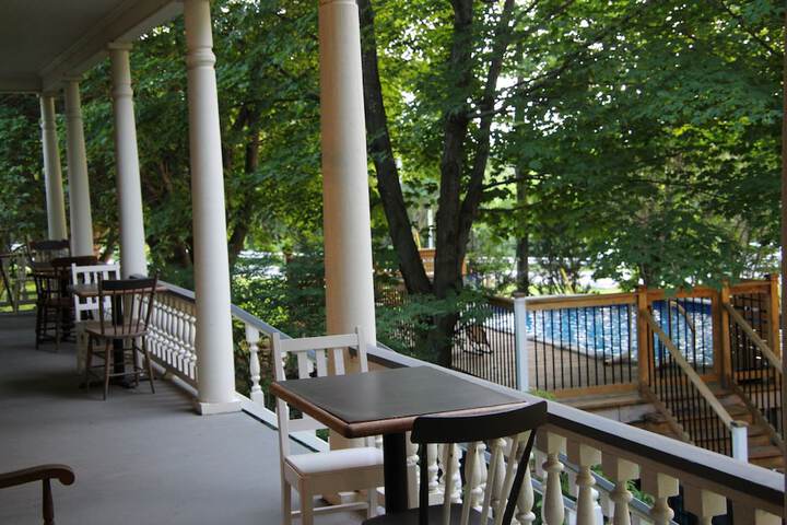 Terrace/Patio 11 of 34