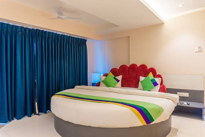 Room 15 of 51