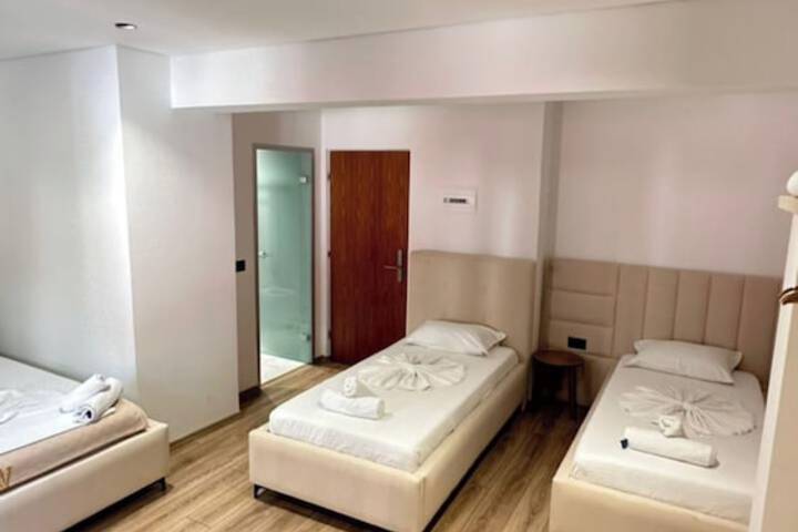 Room 29 of 68