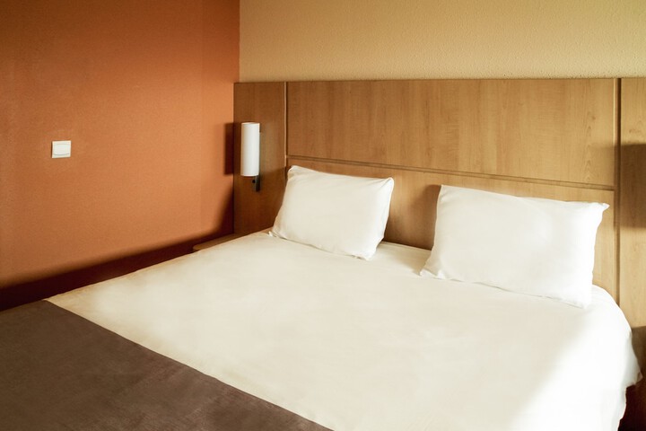 Room 14 of 72