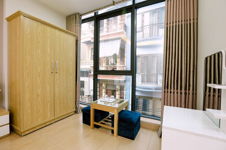 Room 18 of 30