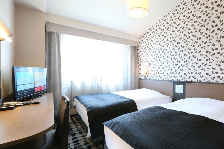 Room 15 of 147