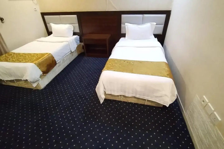Room 7 of 21