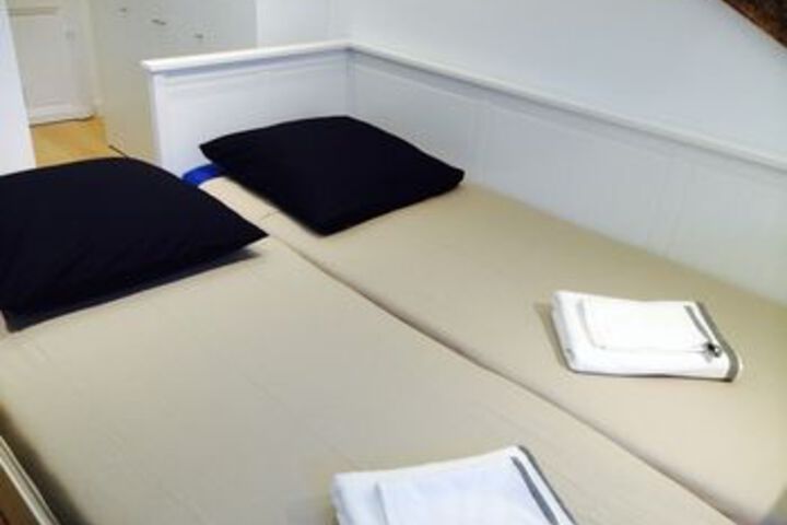 Room 30 of 63