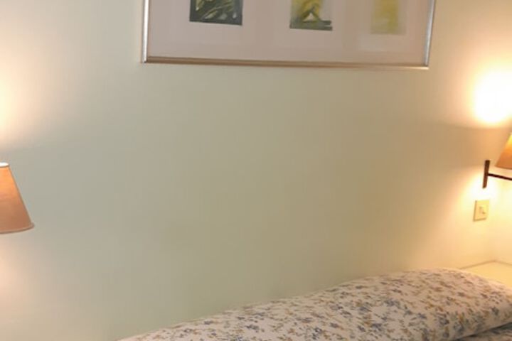 Room 31 of 76