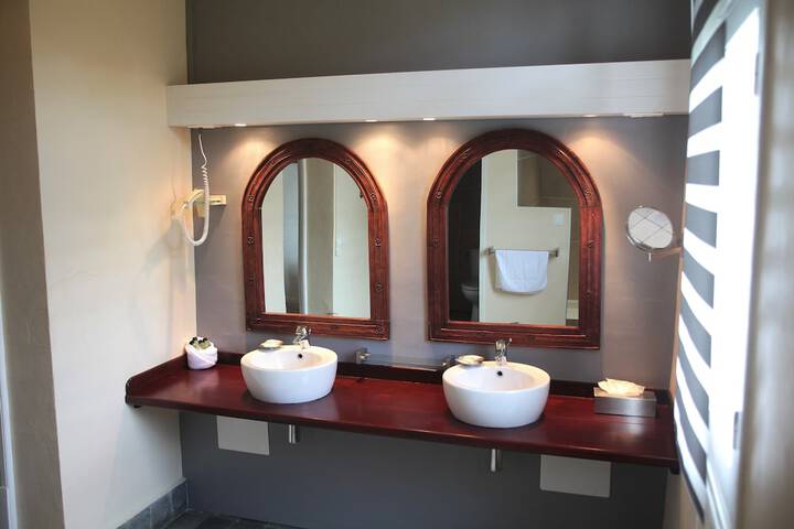 Room 20 of 71