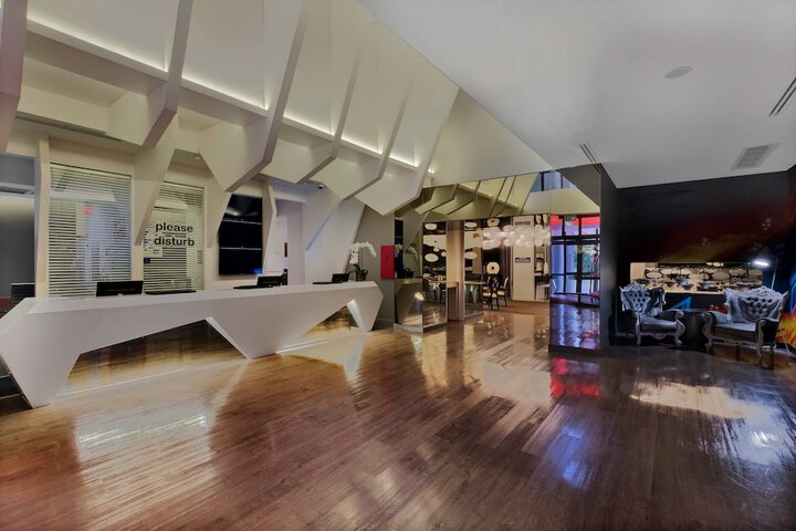 Guest Lobby