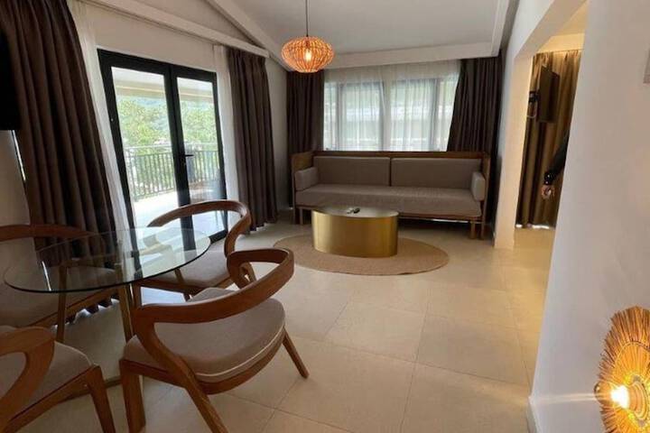 Room 36 of 151