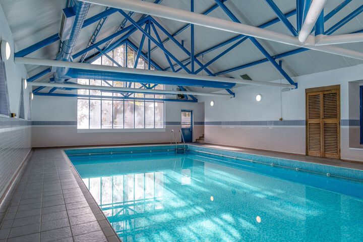 Pool 52 of 72