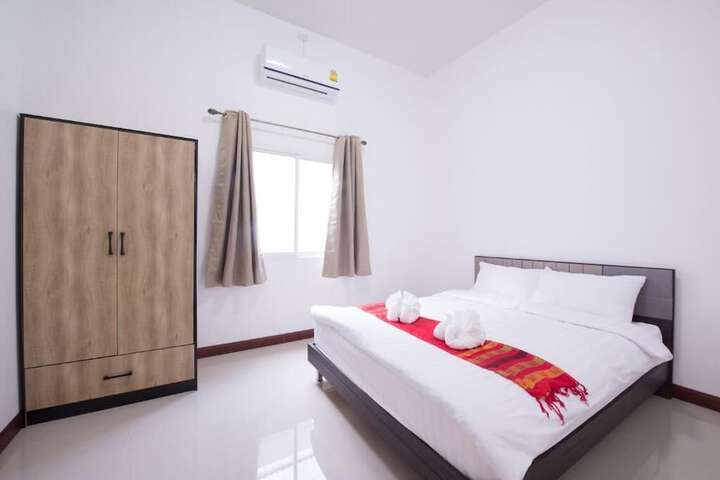 Room 25 of 56