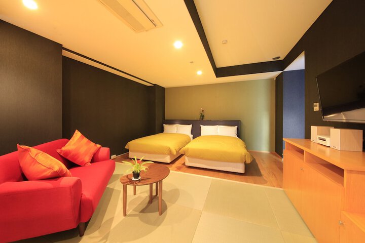 Room 17 of 115