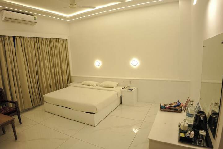 Room 17 of 109