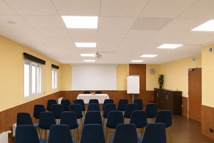 Meeting 68 of 77